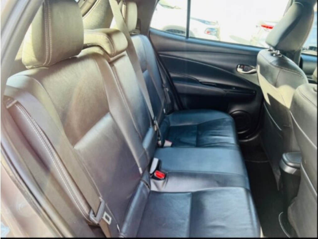 TOYOTA Yaris Hatch