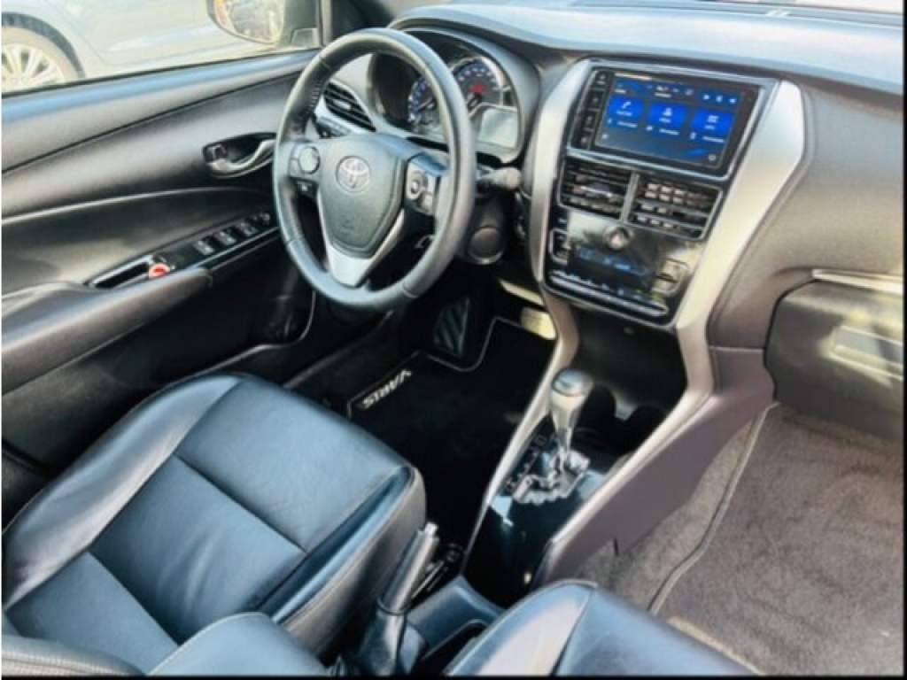 TOYOTA Yaris Hatch