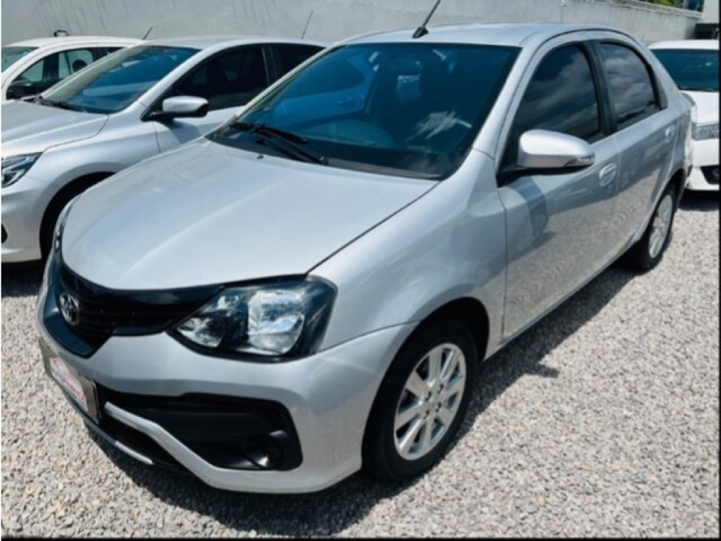 TOYOTA Etios Sedan