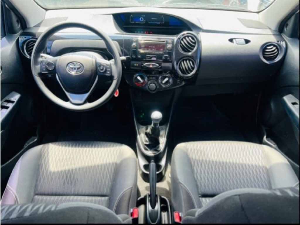 TOYOTA Etios Sedan