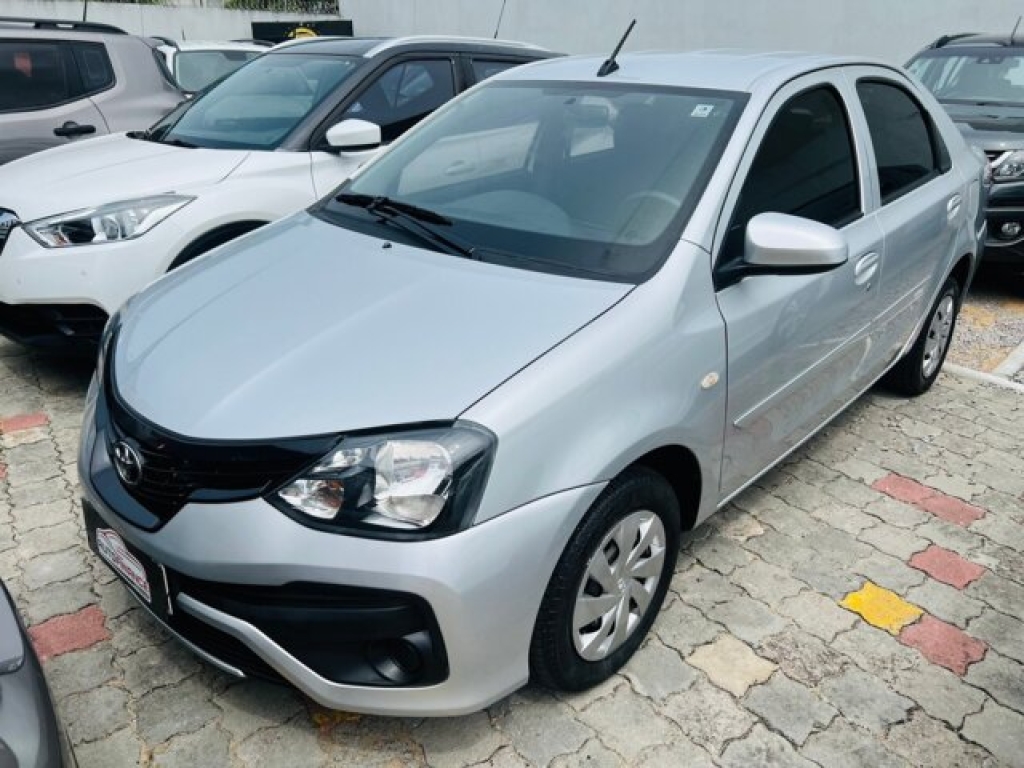 TOYOTA Etios Sedan