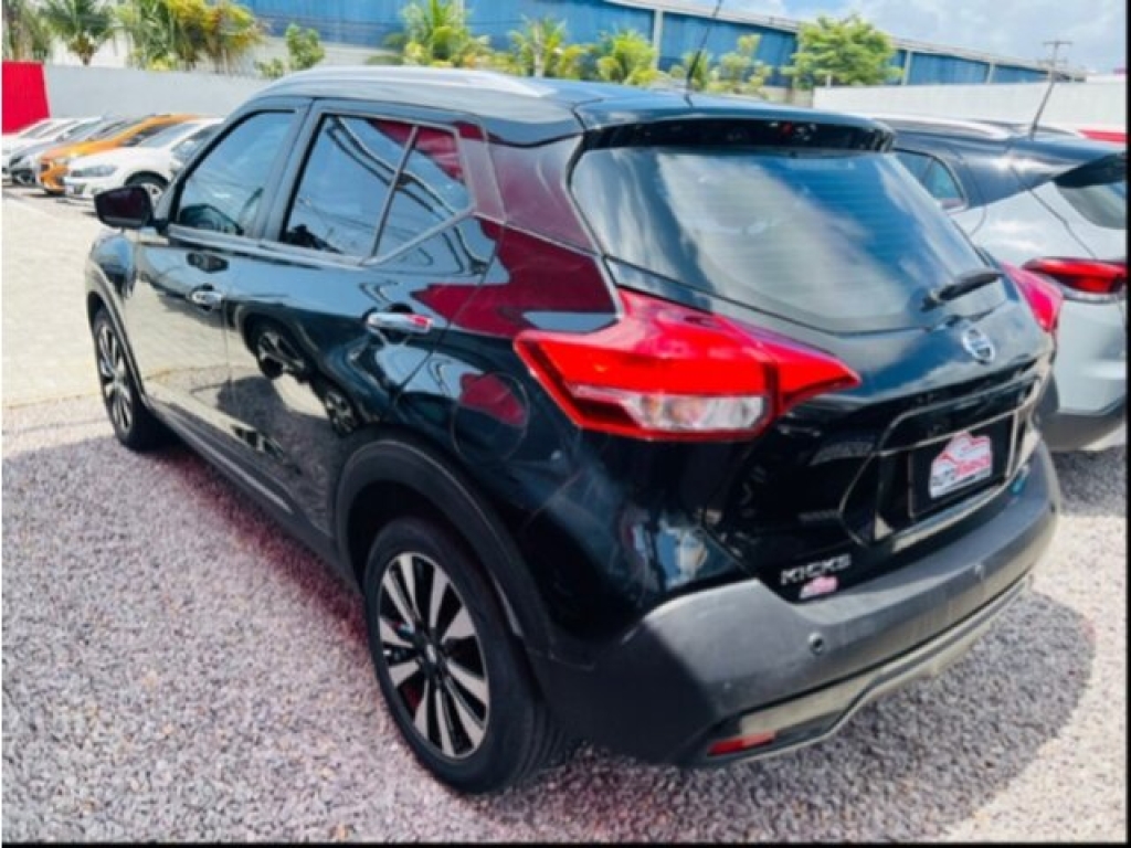 NISSAN KICKS