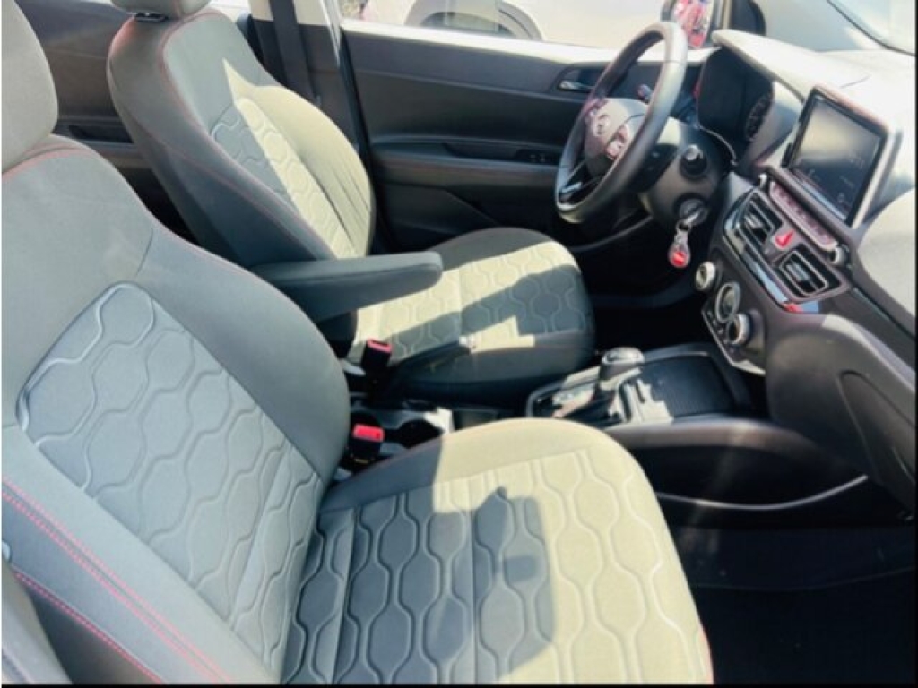 HYUNDAI HB20X