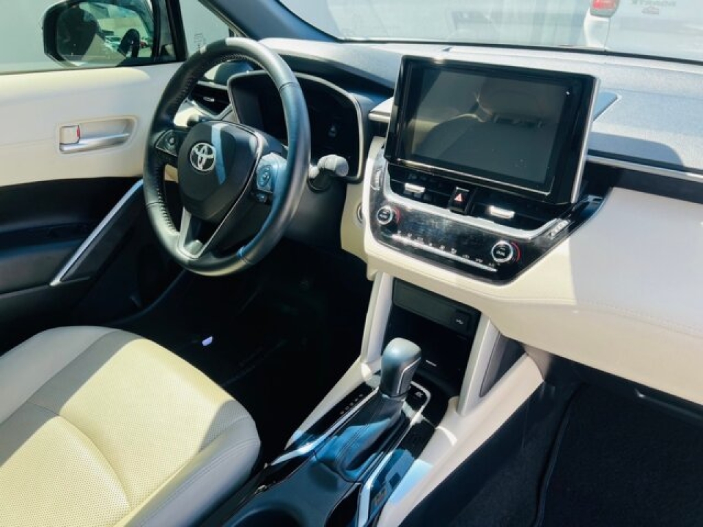 TOYOTA COROLLA CROSS