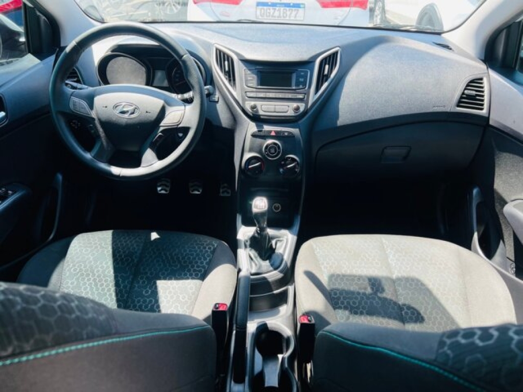 HYUNDAI HB20X