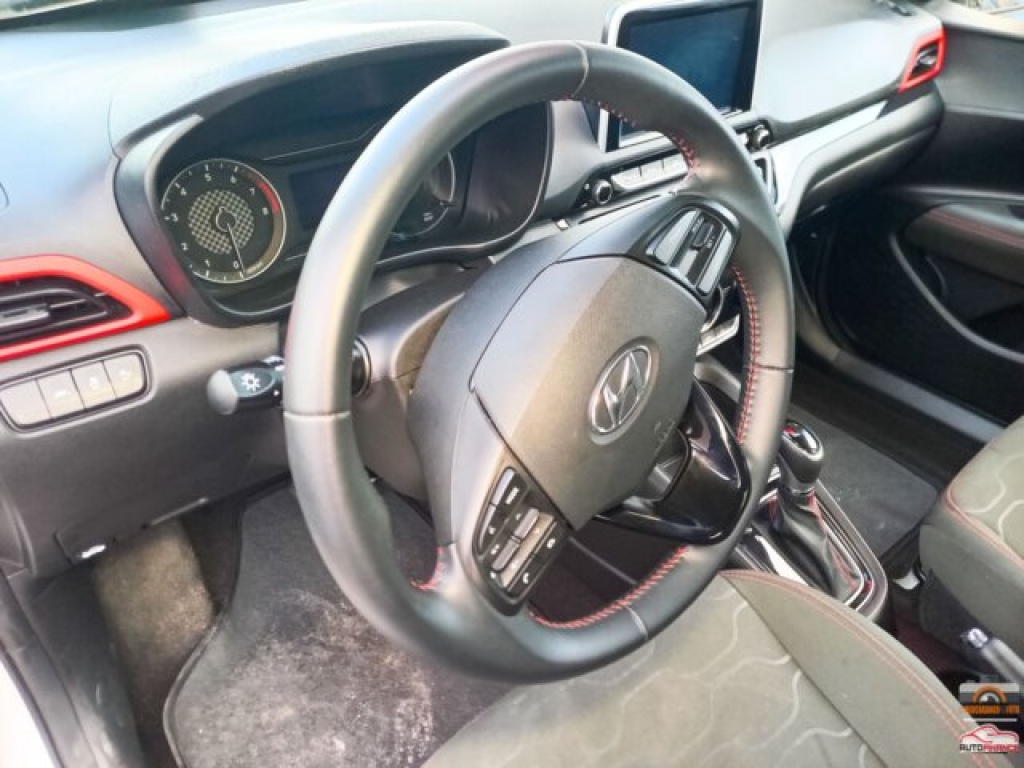 HYUNDAI HB20X