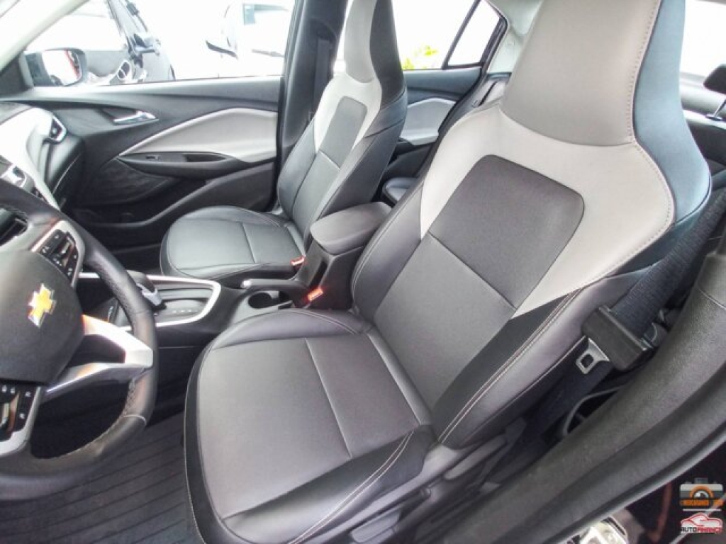 CHEVROLET Onix Plus