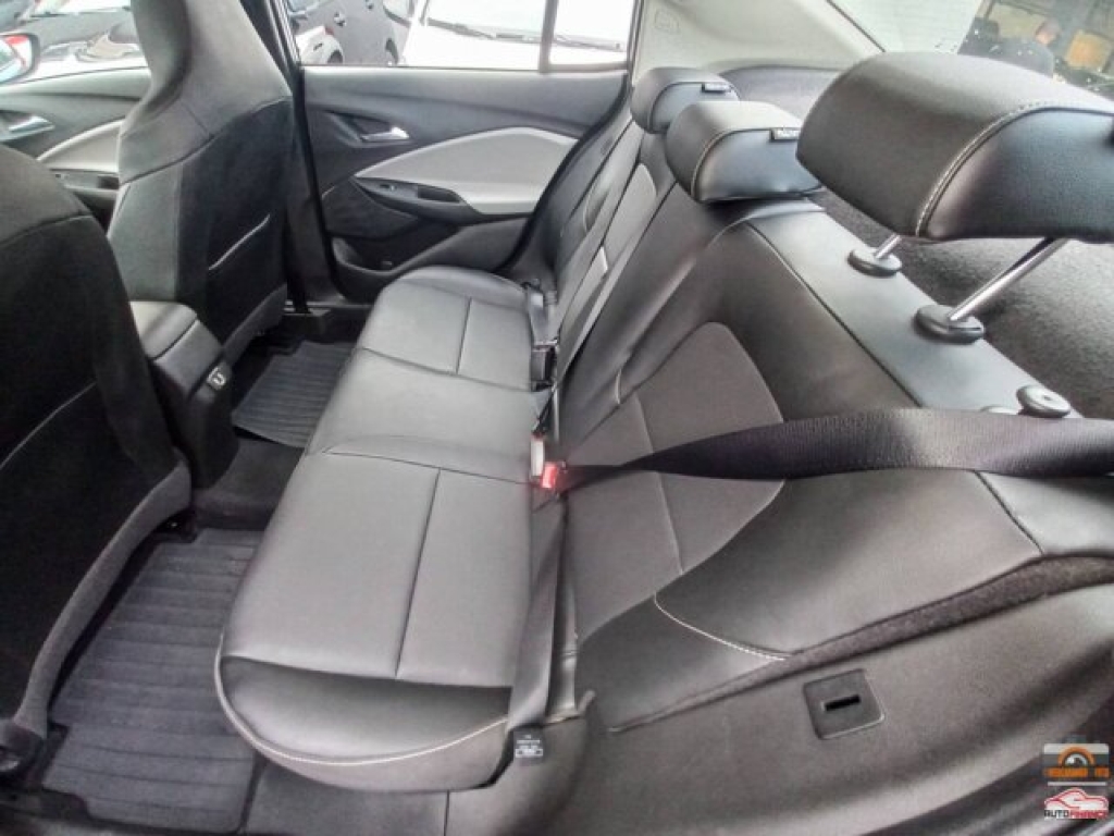 CHEVROLET Onix Plus