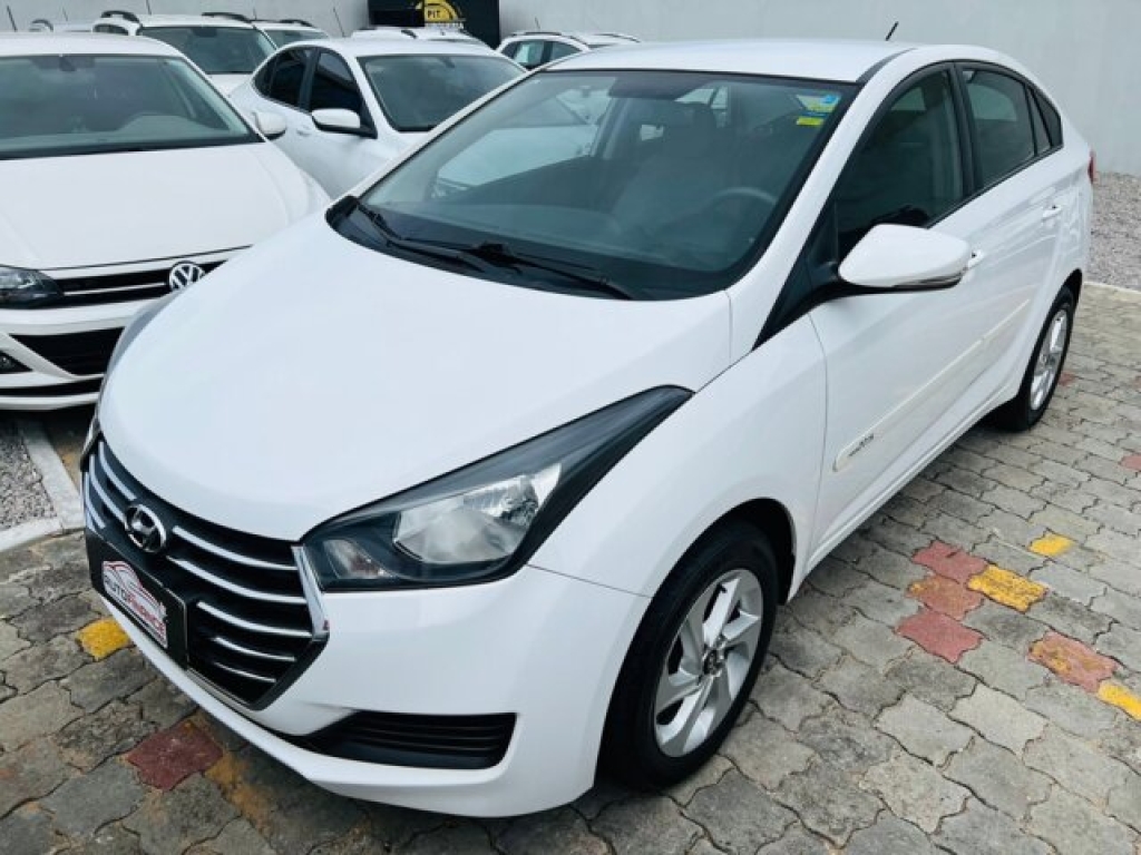 HYUNDAI HB20S