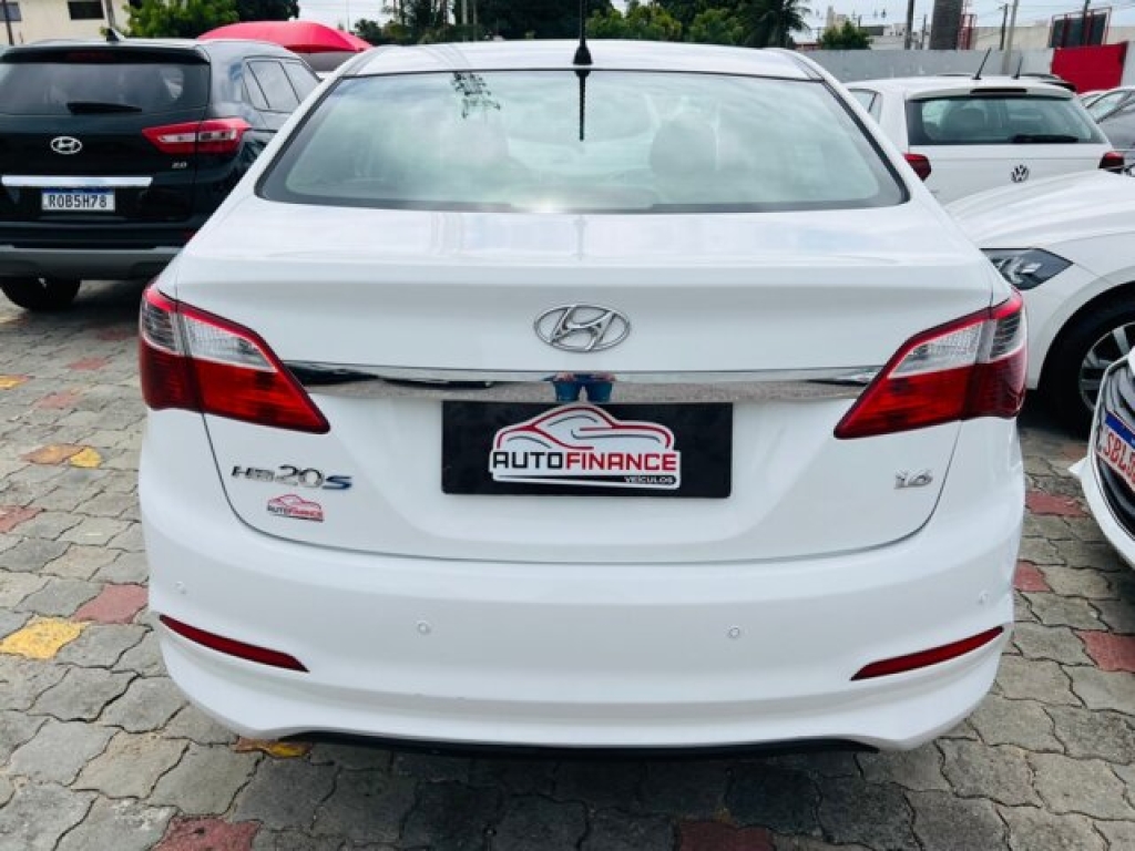 HYUNDAI HB20S