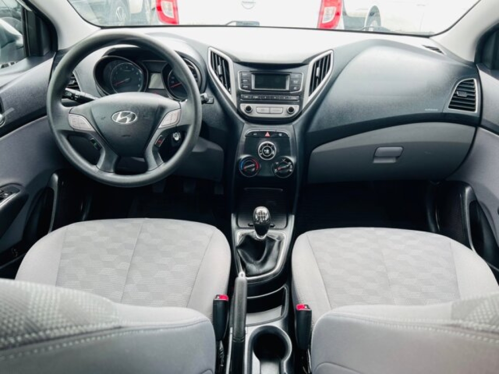HYUNDAI HB20S