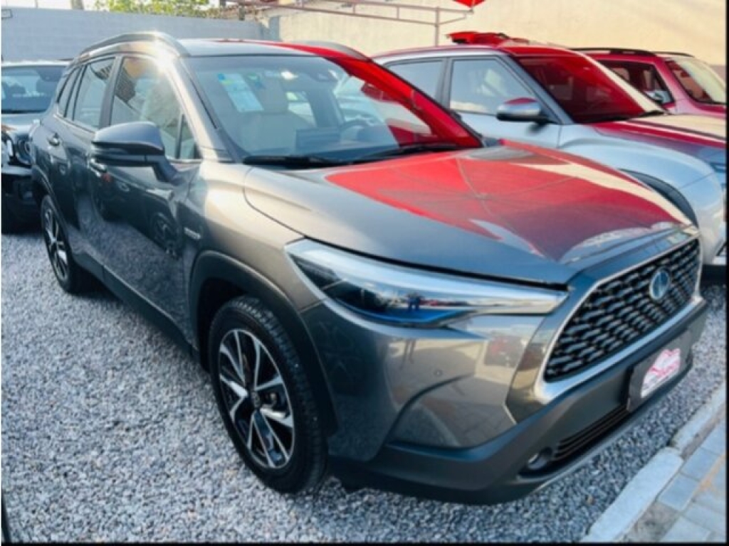 TOYOTA COROLLA CROSS